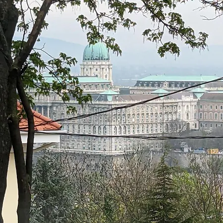 Apartment Blue Bird Citadel Budapest