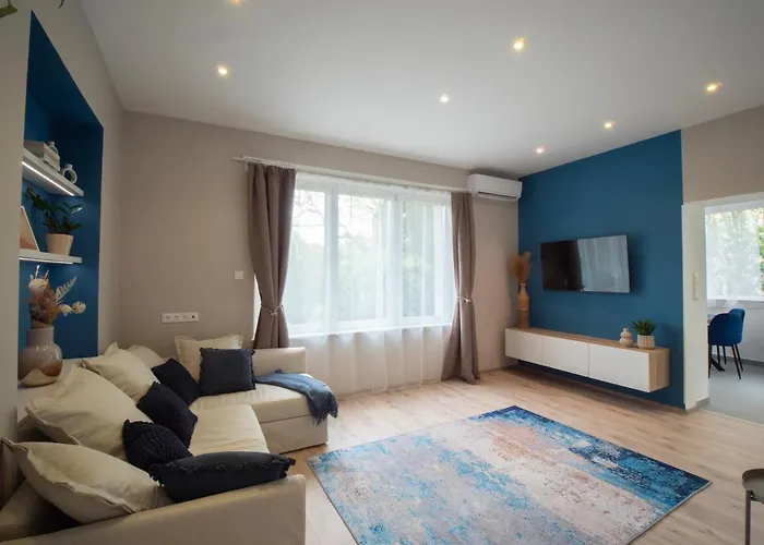 Blue Bird Citadel Apartament