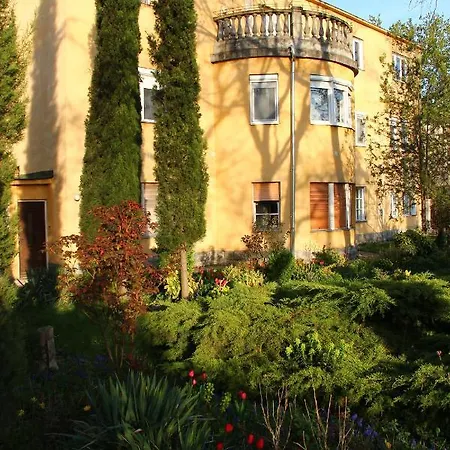 Blue Bird Citadel Appartement